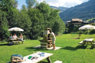 barbecue | camping l'oustalet | châtel