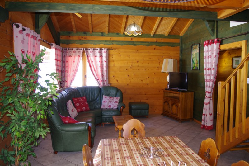 Appartement-chalet | camping l'oustalet | châtel | vue montagne | 1