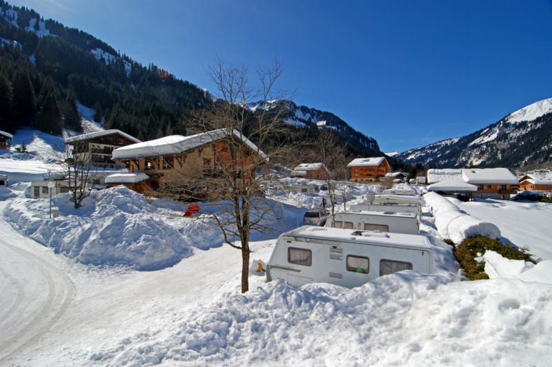 camping l'oustalet 4 étoiles | caravaneige | piscine chauffée | hiver | châtel | haute savoie | 2